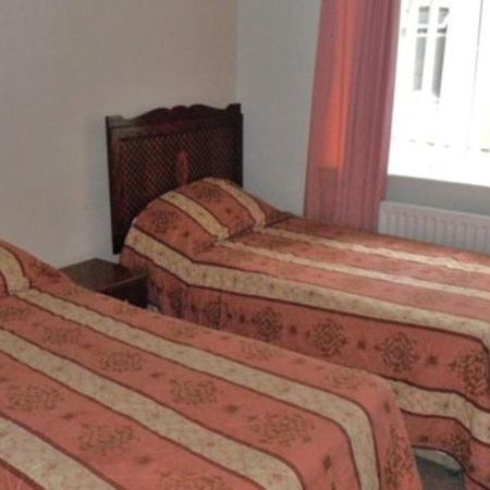 Marton Hotel & Country Club Мидълзбро Стая снимка